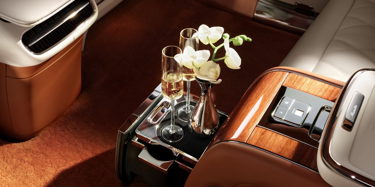 Maextro S800 Pop-Out Hot and Cold Cup Holder